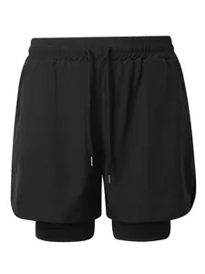 Vista frontal detallada de pantalones cortos deportivos negros de doble capa para hombres con cordón
