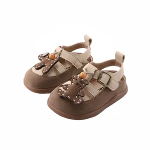 Toddler girl soft sole sandals with cute cartoon bear and Roman style buckle strap