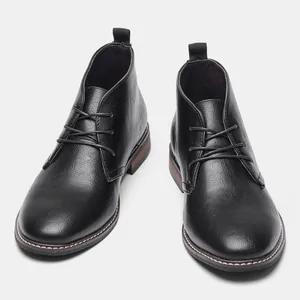 Classic black men's leather desert boots with casual vintage chukka style design
