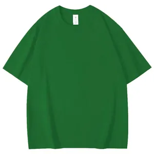 Camiseta de hombre transpirable de manga corta en un vibrante color verde bosque