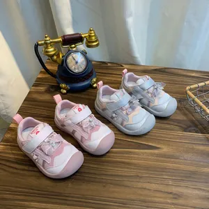 2026 Lente Nieuwe Kinder Sneakers Ademend Microvezel Antislip Hardloopschoenen Voor Jongens Meisjes Casual Baby Sneakers