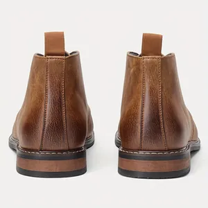 Stivali chukka vintage da uomo in pelle PU marrone con linguette posteriori di trazione