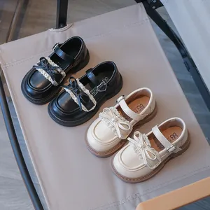 Elegante Mary Jane-Schuhe für Mädchen aus Leder mit Spitzen-Schleife in Schwarz und Beige