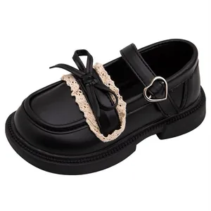 Elegante schwarze Mary-Jane-Lederschuhe für Mädchen mit Zierschleife und Herzschnalle