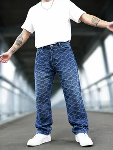 Jean en denim élégant pour homme à taille moyenne avec broderie géométrique en losange