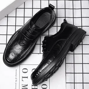 Klassische schwarze Herren-Business-Lederschuhe mit Schnürung und eleganter Naht.
