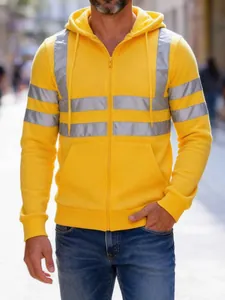 Detaillierte Ansicht des gelben Herren-Sicherheits-Hoodies mit reflektierenden Streifen