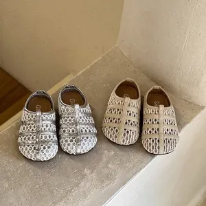 Sandales de Princesse pour Fillettes en Cuir Microfibre Tissé Ajouré Protection des Orteils Semelle Souple Été Fête