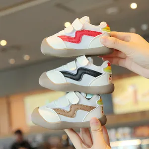 Scarpe da Passeggio per Neonati Traspirante Mesh Suola Morbida Antiscivolo Cartoon Fungo Sneakers per Ragazzi Ragazze Bambini Casual