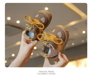 Breathable mesh baby boy walking shoes with soft soles for spring and autumn