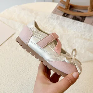 Elegante silber-pinke Mädchen Prinzessin Schuhe mit Schleife und bequemer Gummisohle