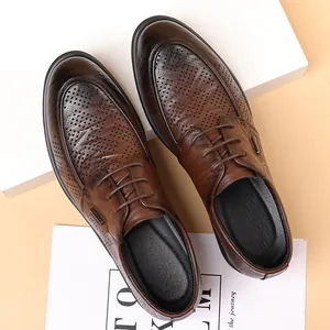 Chaussures en Cuir Formelles Affaires pour Hommes Ajourées Respirantes Vintage Texture Froissée Basses à Lacets Casual Oxford