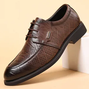 Chaussures en cuir perforées pour hommes, style business décontracté, texture rétro