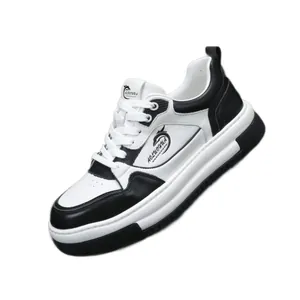Baskets de skate pour hommes en cuir noir et blanc avec semelle épaisse
