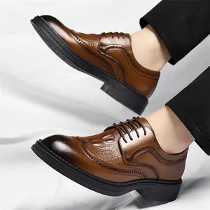 Classic brown crocodile embossed men's business dress shoes wingtip brogue