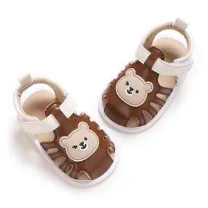 Süße Baby-Sandalen mit Bären-Motiv und weicher, rutschfester Sohle