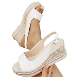 Sandali con zeppa platform bianchi da donna con punta aperta e cinturino alla caviglia