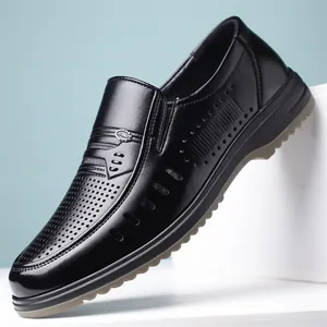 Chaussures en Cuir Business Ajourées pour Hommes Été Décontractées à Enfiler Mocassins Respirants Semelle en Caoutchouc Noir