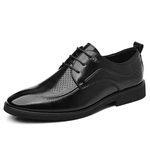 Chaussures de ville classiques en cuir noir avec design perforé respirant pour hommes