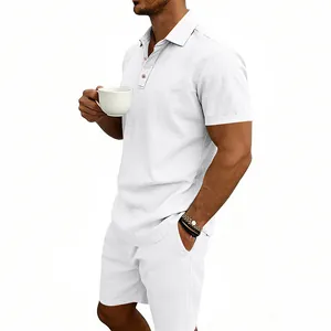 Ensemble polo et short d'été en lin pour homme en blanc pour les vacances à la plage