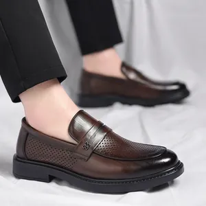 Mocassins en cuir perforé marron pour homme, chaussures de mariage et business