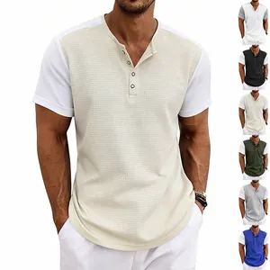 Camiseta Henley de hombre en punto gofrado con mangas en contraste y tapeta de botones