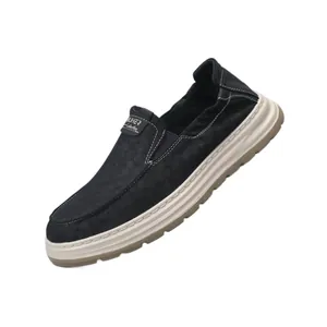 Mocassins homme élégants en toile noire avec motif à vagues et semelle épaisse beige