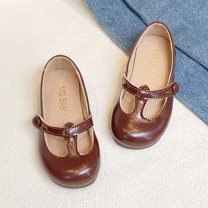 Classic brown girls' leather Mary Jane shoes with soft anti-slip soles