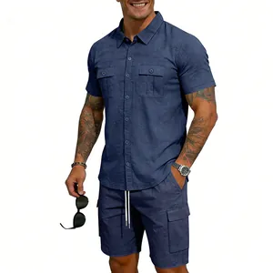 Vista completa del set casual da uomo in lino blu navy con camicia e pantaloncini