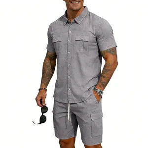 Set casual da uomo in lino grigio con camicia a maniche corte e pantaloncini cargo