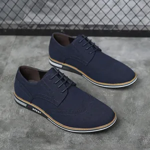 Chaussures richelieus pour hommes en faux daim bleu marine avec semelle sport