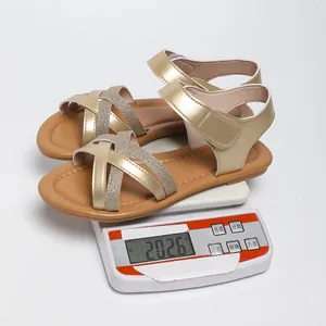 Sandalo romano basso da donna leggero da 202,6 g con eleganti cinturini glitterati