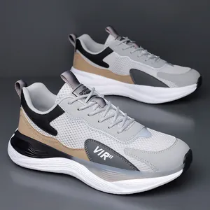 Zapatillas de running ligeras de malla gris y blanca para hombre con suela antideslizante