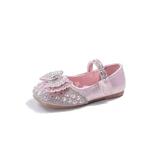 Elegantes zapatos de princesa rosas para niña con lazo de pedrería y cristales brillantes