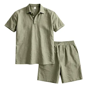 Set da uomo polo in lino verde salvia e pantaloncini con coulisse per vacanze estive