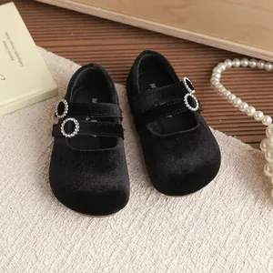 Zapatos de princesa retro de terciopelo negro para niñas con hebillas de diamantes