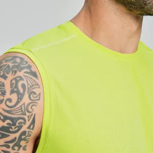 Neon yellow seamless quick-dry mesh tank top for men's sports fitness and running