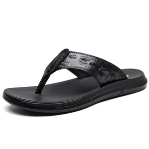 Tongs noires pour hommes avec lanières imitation crocodile et semelle antidérapante