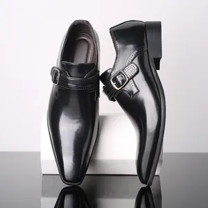 Chaussures richelieus classiques pour hommes à bout carré avec boucle et fini poli