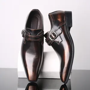 Chaussures de ville marron pour hommes à bout carré et boucle