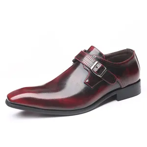 Chaussures de ville élégantes bordeaux pour hommes avec boucle et bout pointu poli