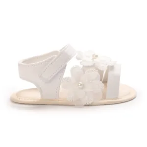 Weiße Baby-Sandalen mit Gänseblümchen-Design und weicher Sohle für Kleinkinder