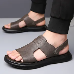 Ανδρικά casual καφέ δερμάτινα σανδάλια με αντιολισθητική μαύρη σόλα για το καλοκαίρι