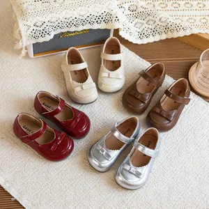 Chaussures Mary Jane Rétro Françaises pour Filles Nœud Papillon Chaussures Plates de Princesse Bord Festonné Semelle Souple Chaussures de Marche pour Enfants pour Printemps Automne