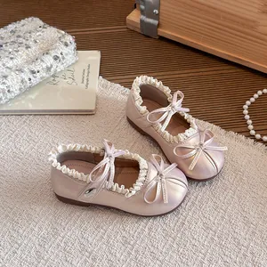 Elegante rosa Mary Jane Prinzessinnenschuhe für Mädchen mit Spitzenbesatz und Schleifen