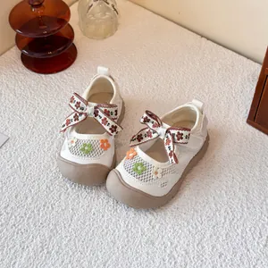 Zapatos de princesa de malla floral para bebés niñas con detalle de lazo vintage