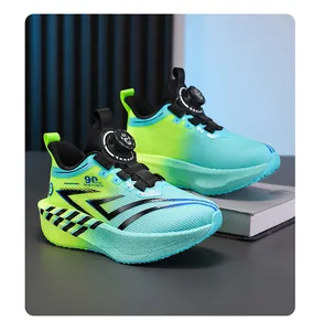 Moderne atmungsaktive Jungen-Mesh-Sneaker mit praktischem Drehverschluss-Systeme