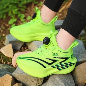 Kinder Sportlich Sneaker Drehverschluss Atmungsaktiv Mesh Laufschuhe Jungen Verlauf Farbe Rutschfest Lässig Outdoor Schuhe