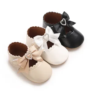 Süße Babyschuhe für Mädchen mit Schleife und Herz-Strass-Schnalle in drei Farben
