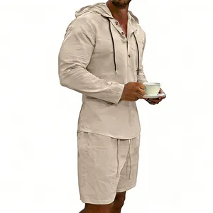 Conjunto informal de lino para hombre con camisa de manga larga con capucha y pantalón corto
